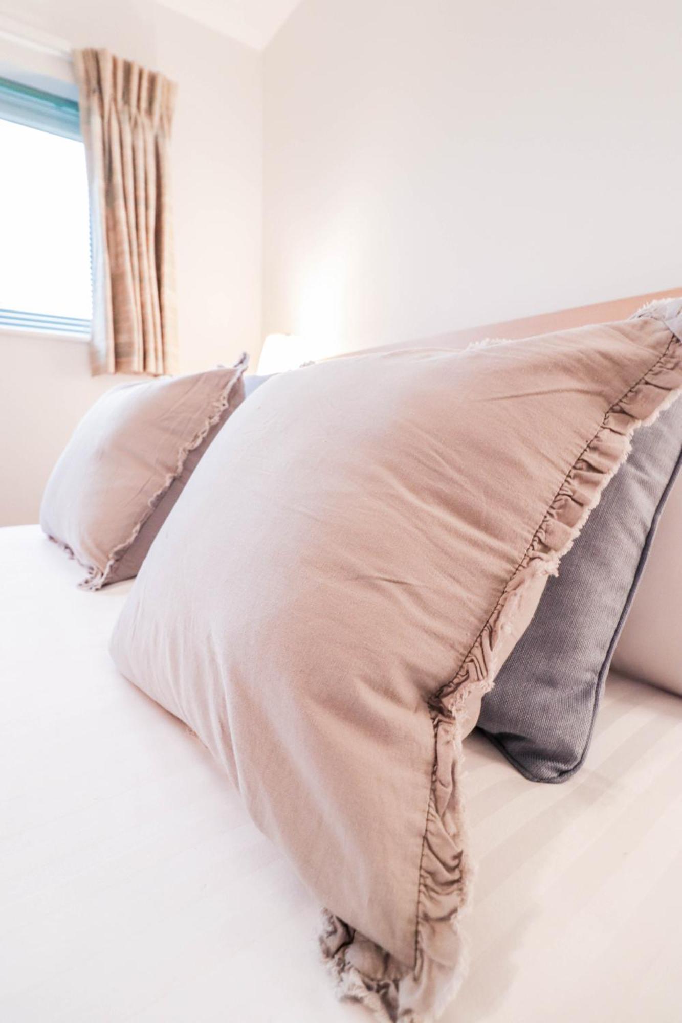 Bright And Spacious Contractor House L Parking! Borehamwood Exteriér fotografie